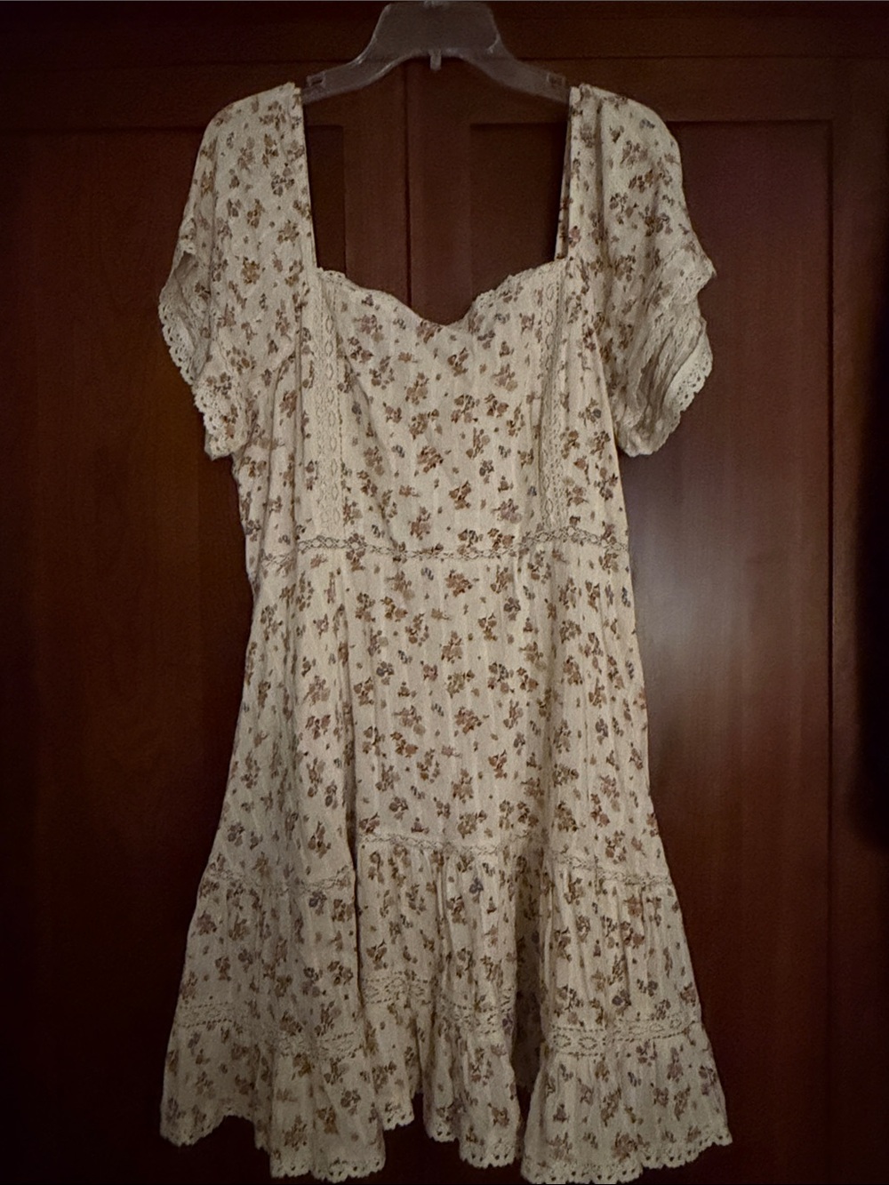 American Eagle Outfitters Cream Floral Lace-Trim Dress